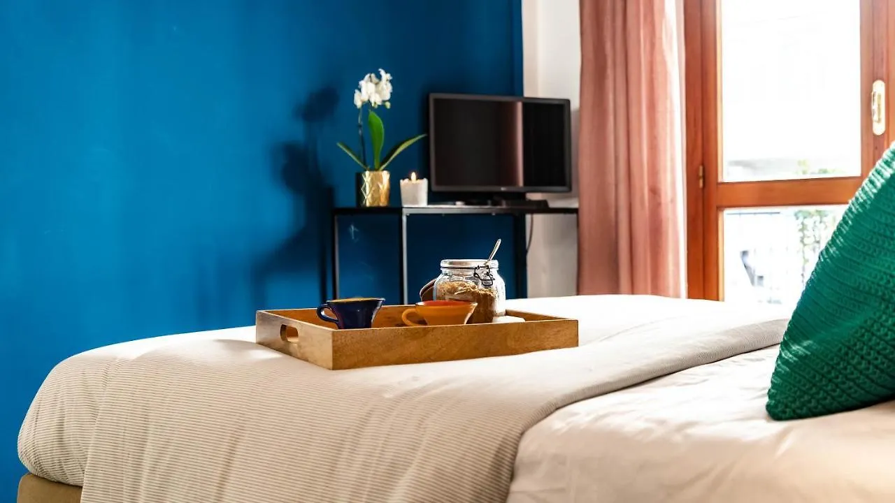 B&B Putignani 181 Bari 0*,  Italia